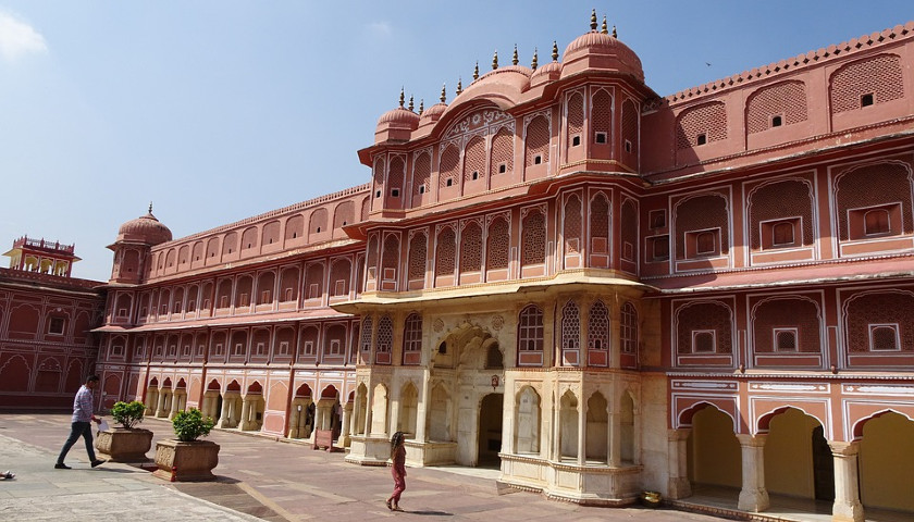 City-Palace-Jaipur-Tours