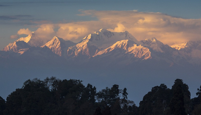 Darjeeling-Kanchenjunga-View