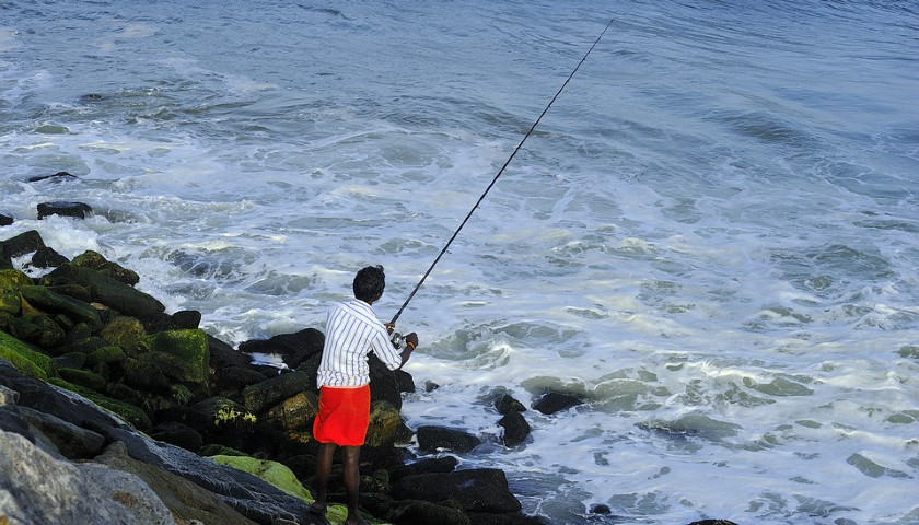 Trivandrum-Beach-Fishing