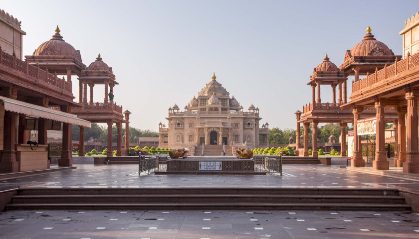 Akshardham-temple-Gandhinagar-tourism