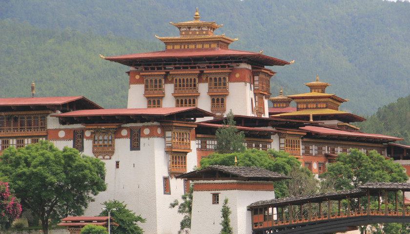 Tashichho-Dzong-fortress-Thimphu-tours
