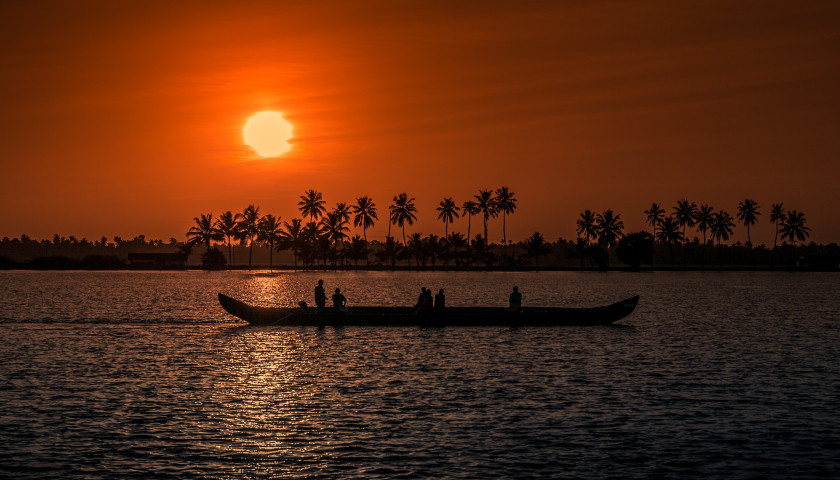 Kerala-backwaters-sunset