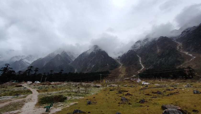 Yumthang-tours-trips-Northeast-India