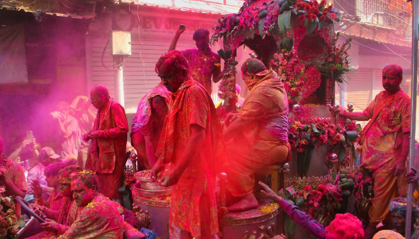 Braj-holi-festival-tour-Mathura-Vrindavan-India