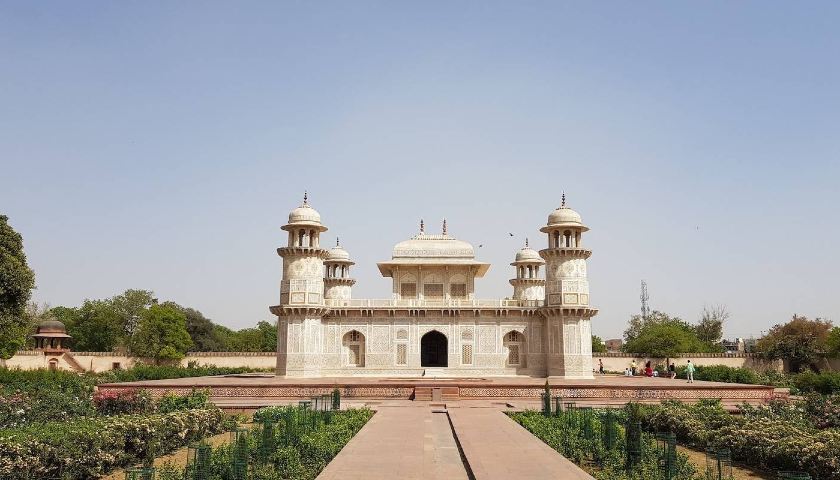Tomb of Itmad-Ud-Daulah, Agra