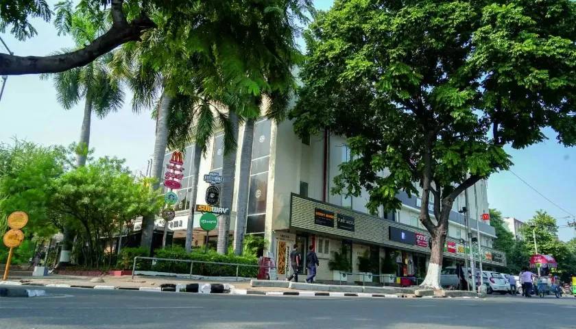 Hotel Aroma, Chandigarh