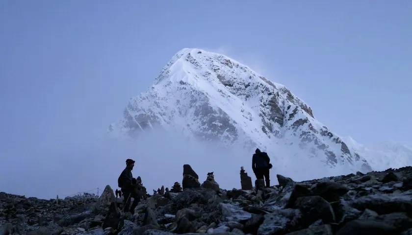 mount-everest-base-camp-nepal