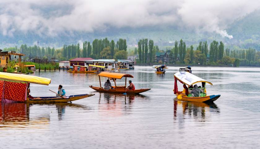 Escorted Private Kashmir Tour with Premium Stays - 6 Day Tour from Srinagar