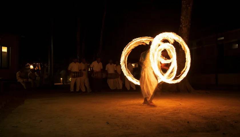 Tharu Dance, Chitwan National Park