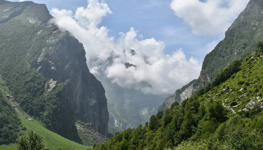 valley-of-flowers-tour-packages
