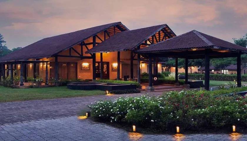 WelcomeHeritage Tadoba Vanya Villas Resort