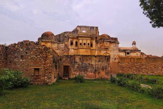 Ratan Singh Palace