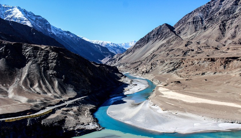 Exploring the Majestic Confluence of the Zanskar and Indus Valleys in Ladakh